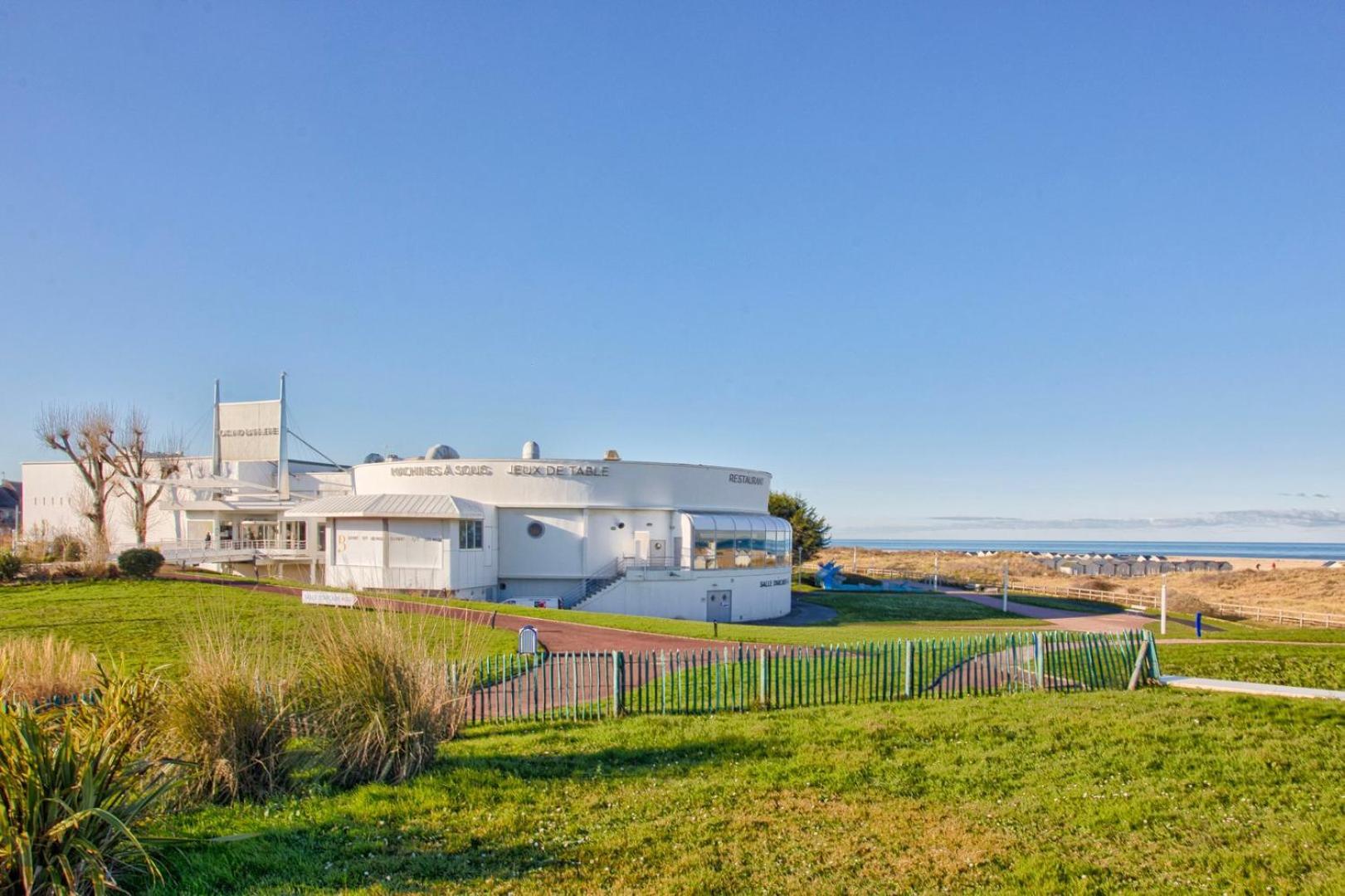 La Casa Bella - Calm And Cosy House By The Sea Hotel Ouistreham Ngoại thất bức ảnh